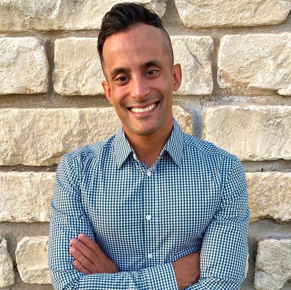 Meet your Posher, Andrew - Picture 1 of 1